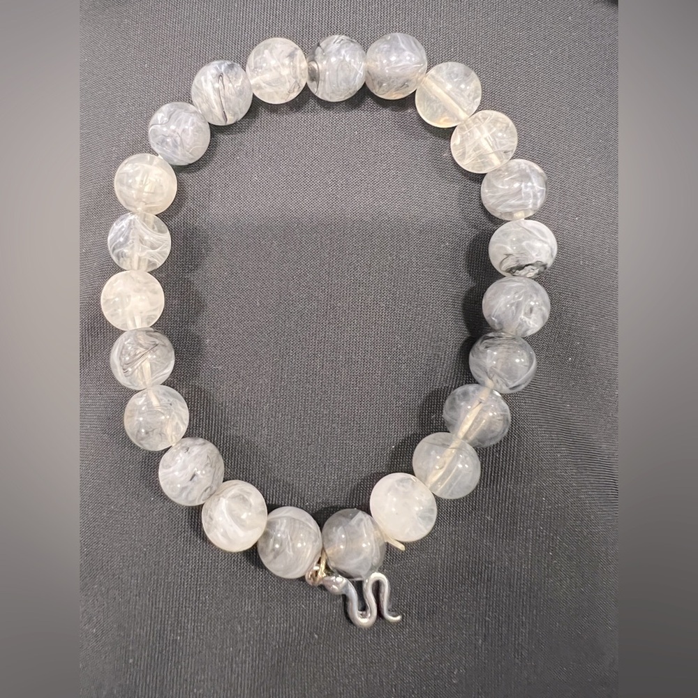 Cloudy Ghost Quartz Beads Bracelet Stretch with silver Snake charm 6 1/4 nWOT